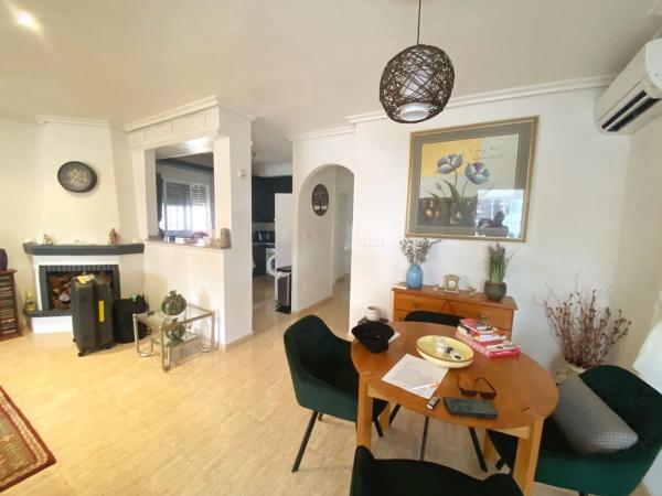 Casa independiente en avenida Joaquín Chapaprieta