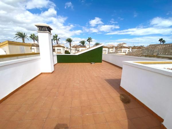 Casa independiente en avenida Joaquín Chapaprieta