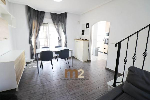 Chalet adosado en avenida l'Herba Bona