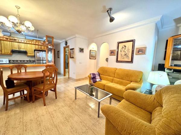 Casa independiente en calle Italia