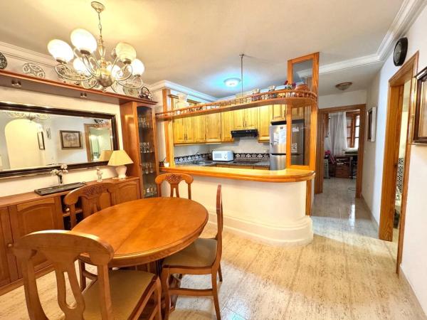 Casa independiente en calle Italia