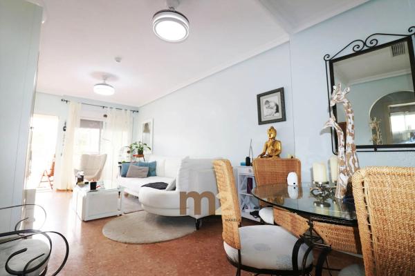 Piso en calle Alcalde Rosalino Pérez Hde