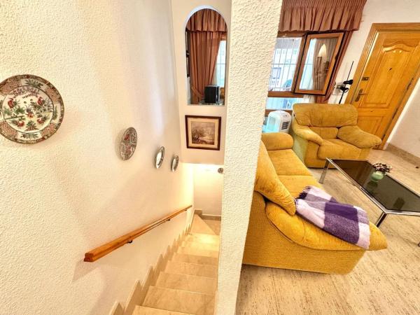 Casa independiente en calle Italia