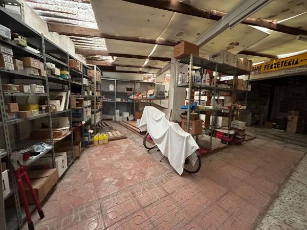 Casa de pueblo en avenida del País Valencià