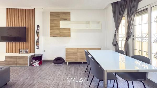 Chalet adosado en calle la Malva Rosa s/n