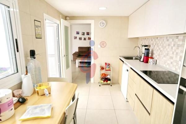 Casa independiente en calle Josep Renau, 7