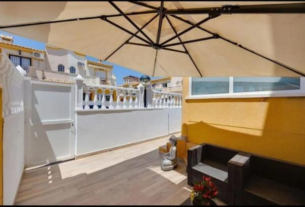 Chalet adosado en camino del Raso, 15