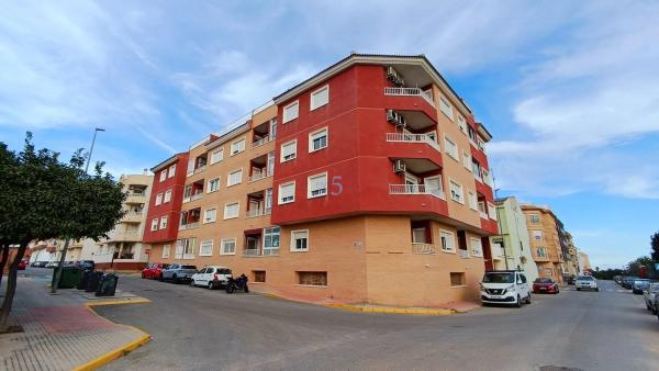 Piso en Los Montesinos