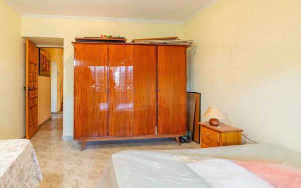 Casa independiente en calle Daya Nueva