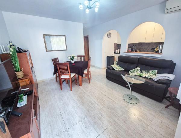 Chalet pareado en calle Mandarino, 10