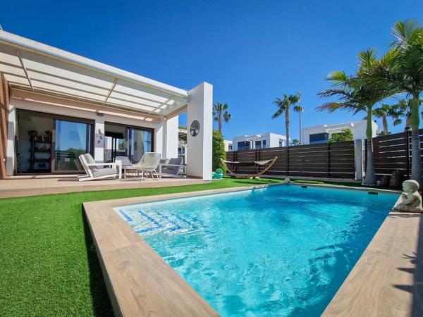 Chalet en calle Guanábano