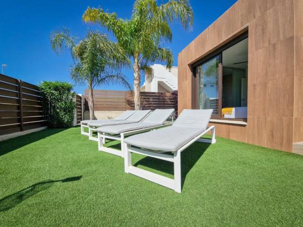 Chalet en calle Guanábano