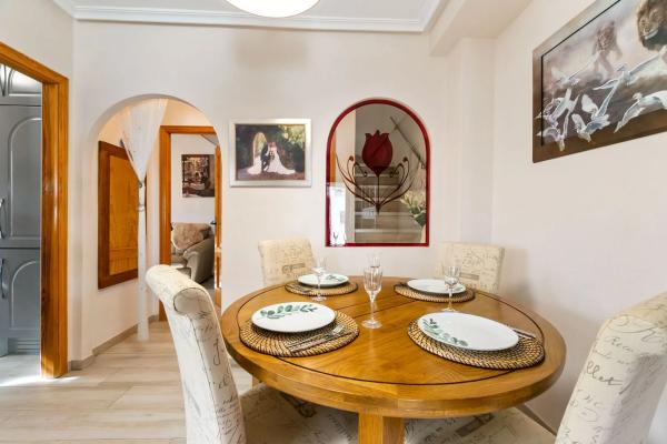 Chalet pareado en calle Ciruelo