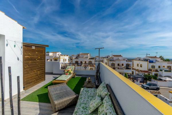 Chalet pareado en calle Ciruelo