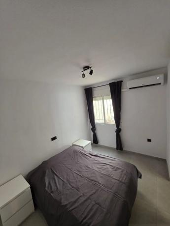 Piso en calle Albaricoquero, 699