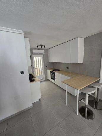 Piso en calle Albaricoquero, 699