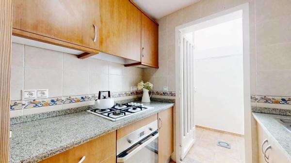 Casa independiente en calle Laurel