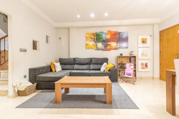 Chalet adosado en calle los Cabreras