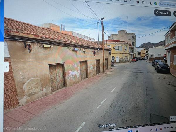 Chalet adosado en CL Armengola