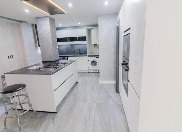 Piso en avenida Teodomiro