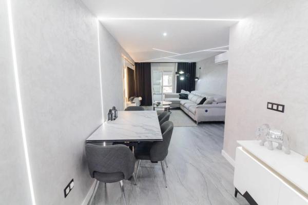 Piso en avenida Teodomiro