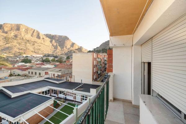 Piso en calle Comparsas