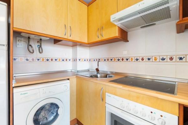 Piso en calle Arturo Perez Reverte, 67