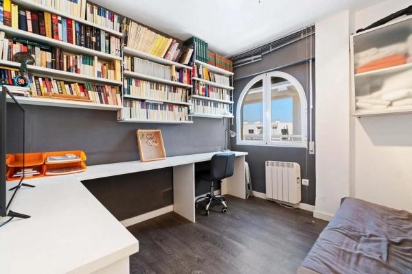 Piso en avenida de las Adelfas, 24