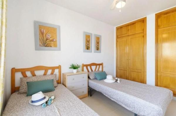 Piso en calle Emilia Pardo Bazan, 6