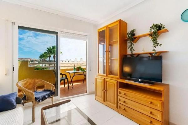 Piso en calle Emilia Pardo Bazan, 6