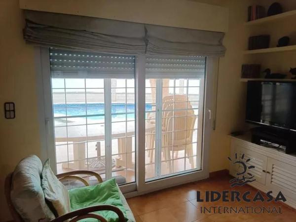 Chalet pareado en ronda de Garcilaso de la Vega, 19