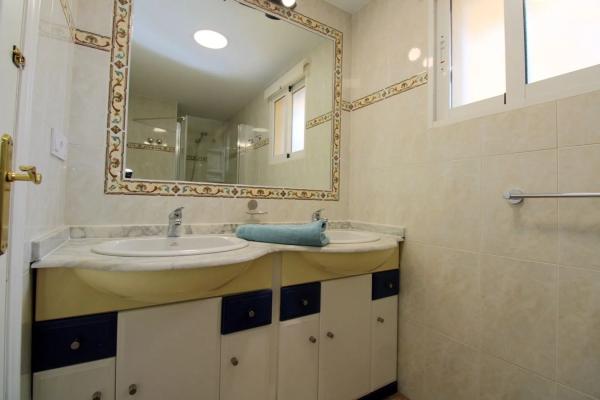 Chalet en Barrio La Zenia