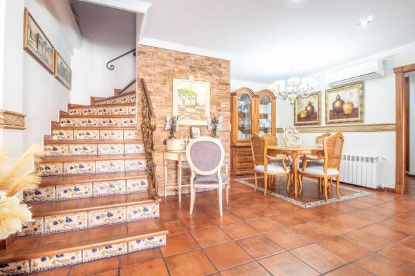 Chalet adosado en calle Salzillo