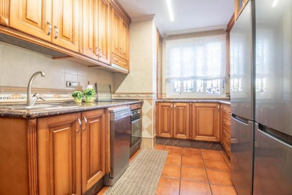 Chalet adosado en calle Salzillo