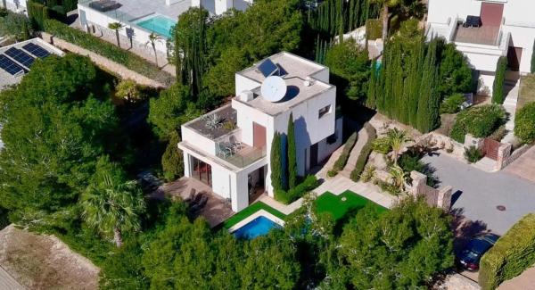 Chalet en Barrio Las Colinas Golf