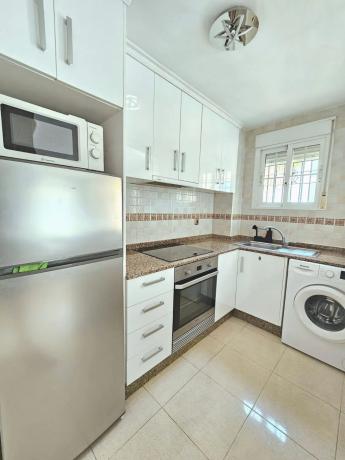 Chalet adosado en C. Cabo Punta de Tarifa, 90