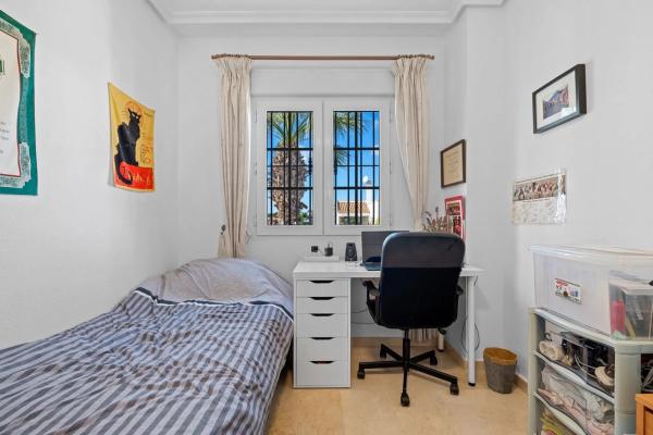 Chalet en Barrio Lomas de Cabo Roig-Los Dolses