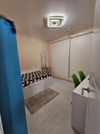 Chalet en calle Cantábrico, 13