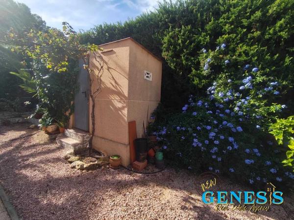 Chalet pareado en calle Cabo de la Nao, 38