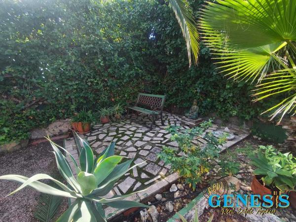 Chalet pareado en calle Cabo de la Nao, 38