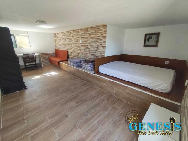 Chalet pareado en calle Cabo de la Nao, 38