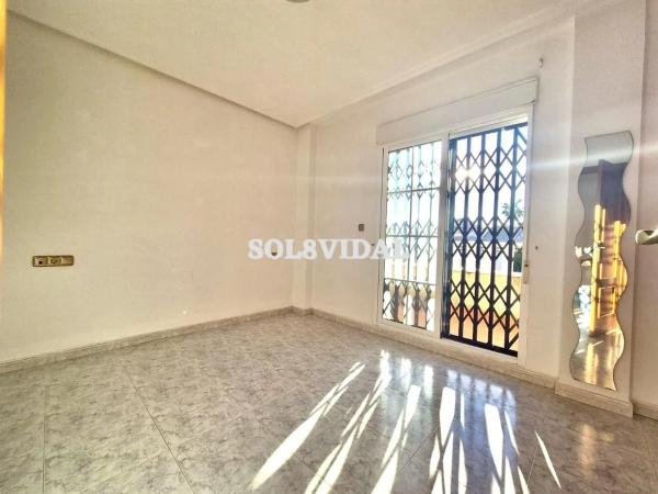 Casa independiente en calle Cabo Finisterre