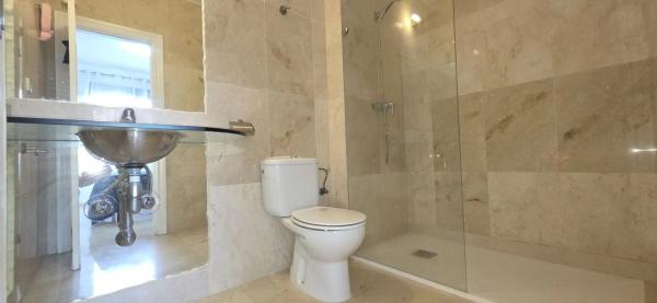 Piso en calle Anfora, 858