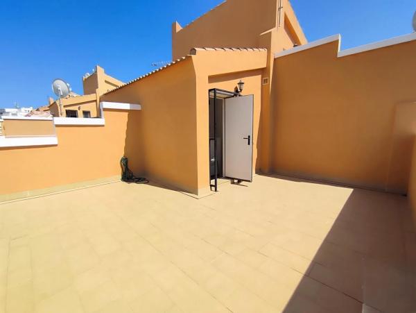 Chalet pareado en C. Lago De Fuentilleja