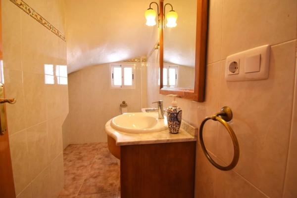 Chalet en Barrio Los Almendros-La Florida