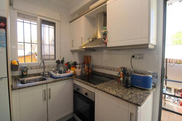 Chalet en Barrio Los Almendros-La Florida