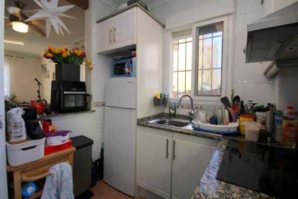 Chalet en Barrio Los Almendros-La Florida