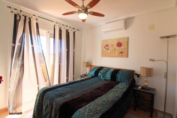 Chalet en Barrio Los Almendros-La Florida