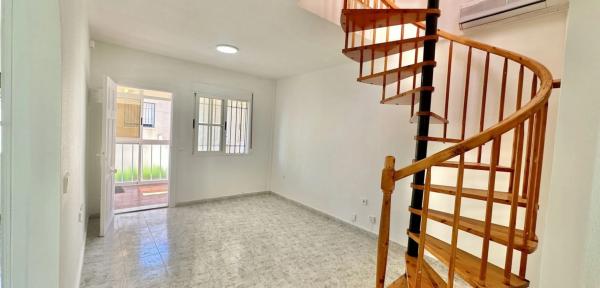 Chalet en plaza J-1 p Flamenca Norte, 68