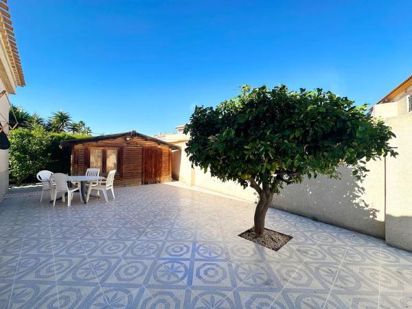 Casa independiente en calle Diego Velazquez s/n